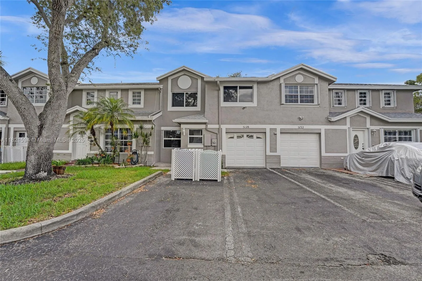 3 bedroom 2 bath for sale at 5128 SW 121st Ave, Cooper City FL 33330