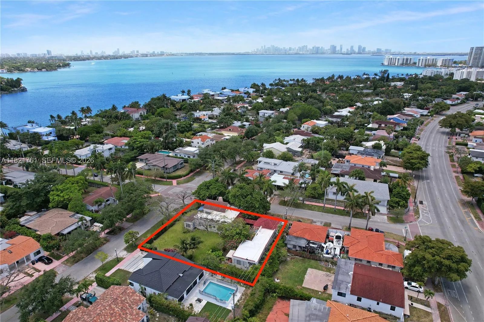 1423 Biarritz Dr, Miami Beach FL 33141