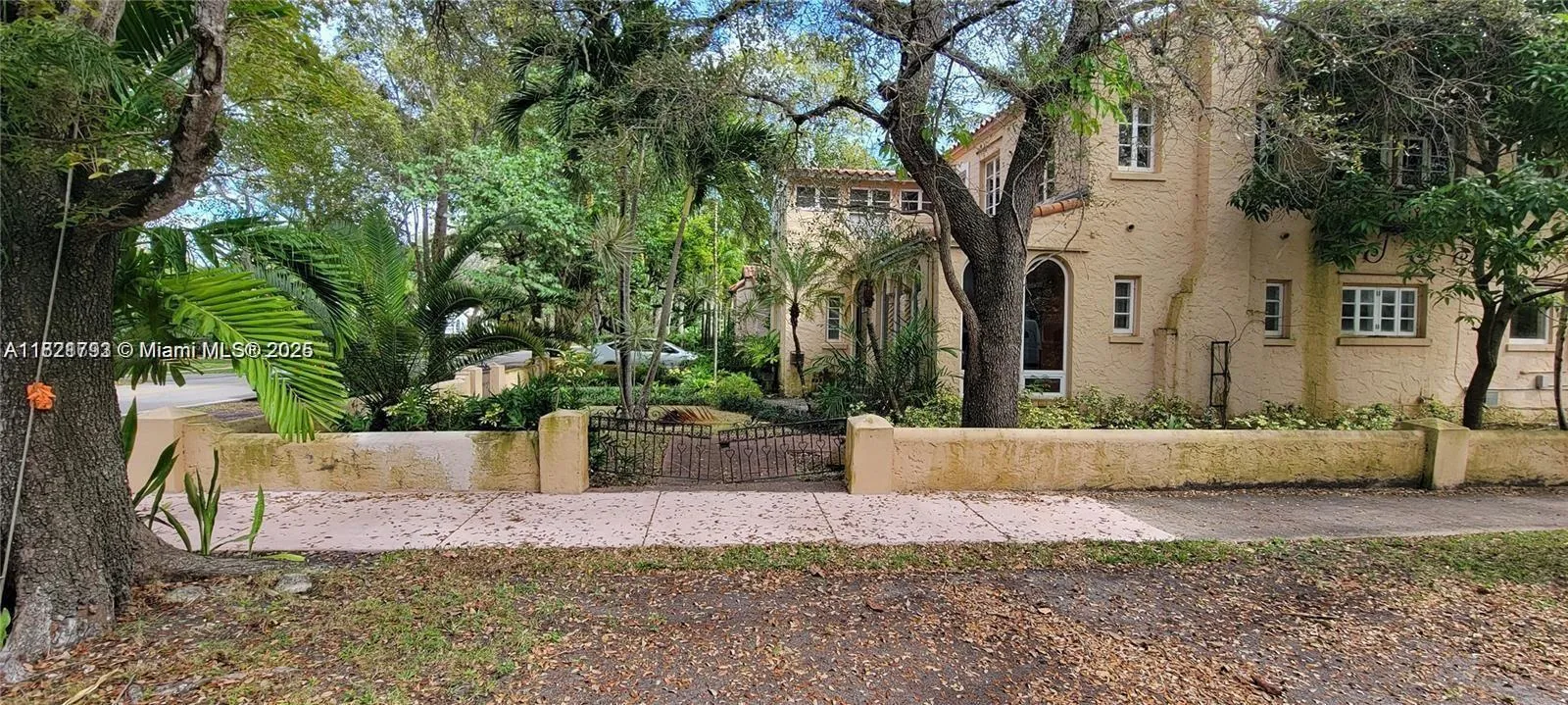 446 Navarre Ave, Coral Gables FL 33134