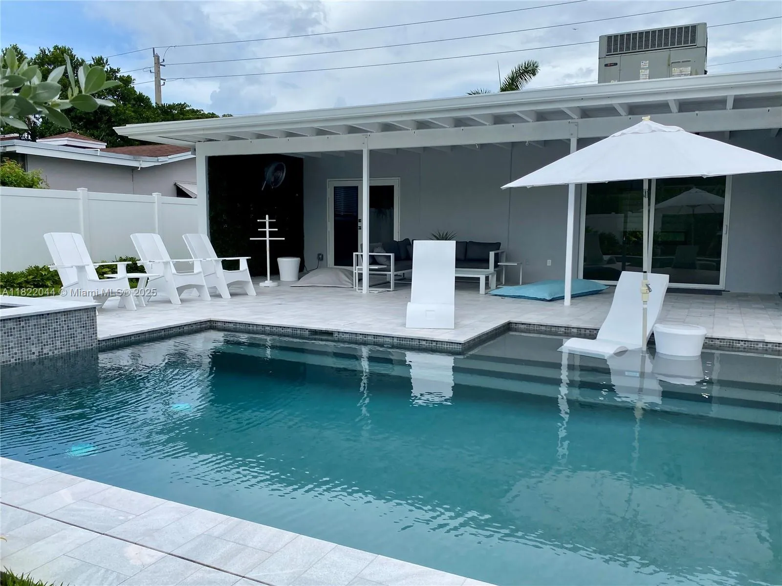 1321 Garfield St, Hollywood FL 33019