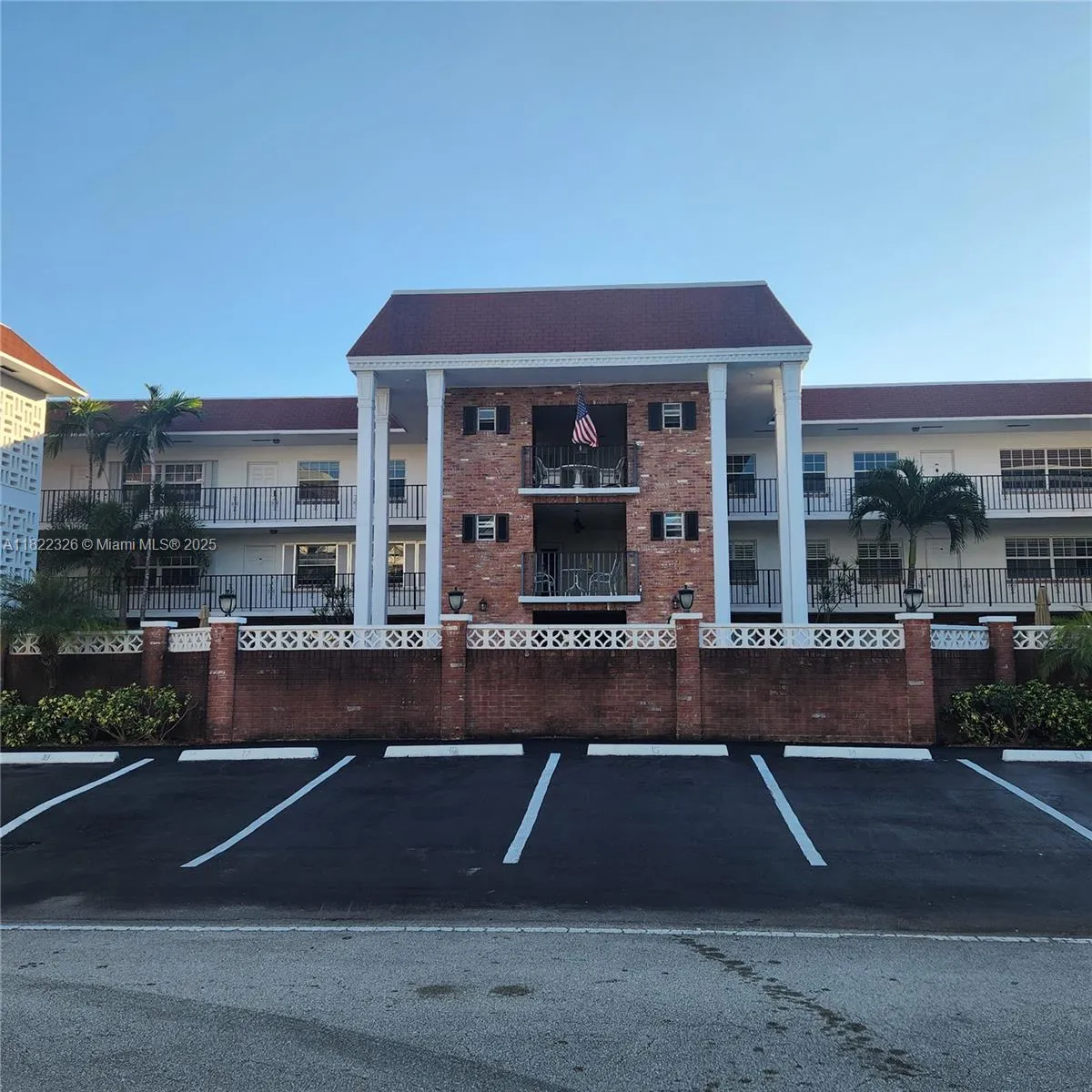 2424 NE 9th St # 212, Fort Lauderdale FL 33304