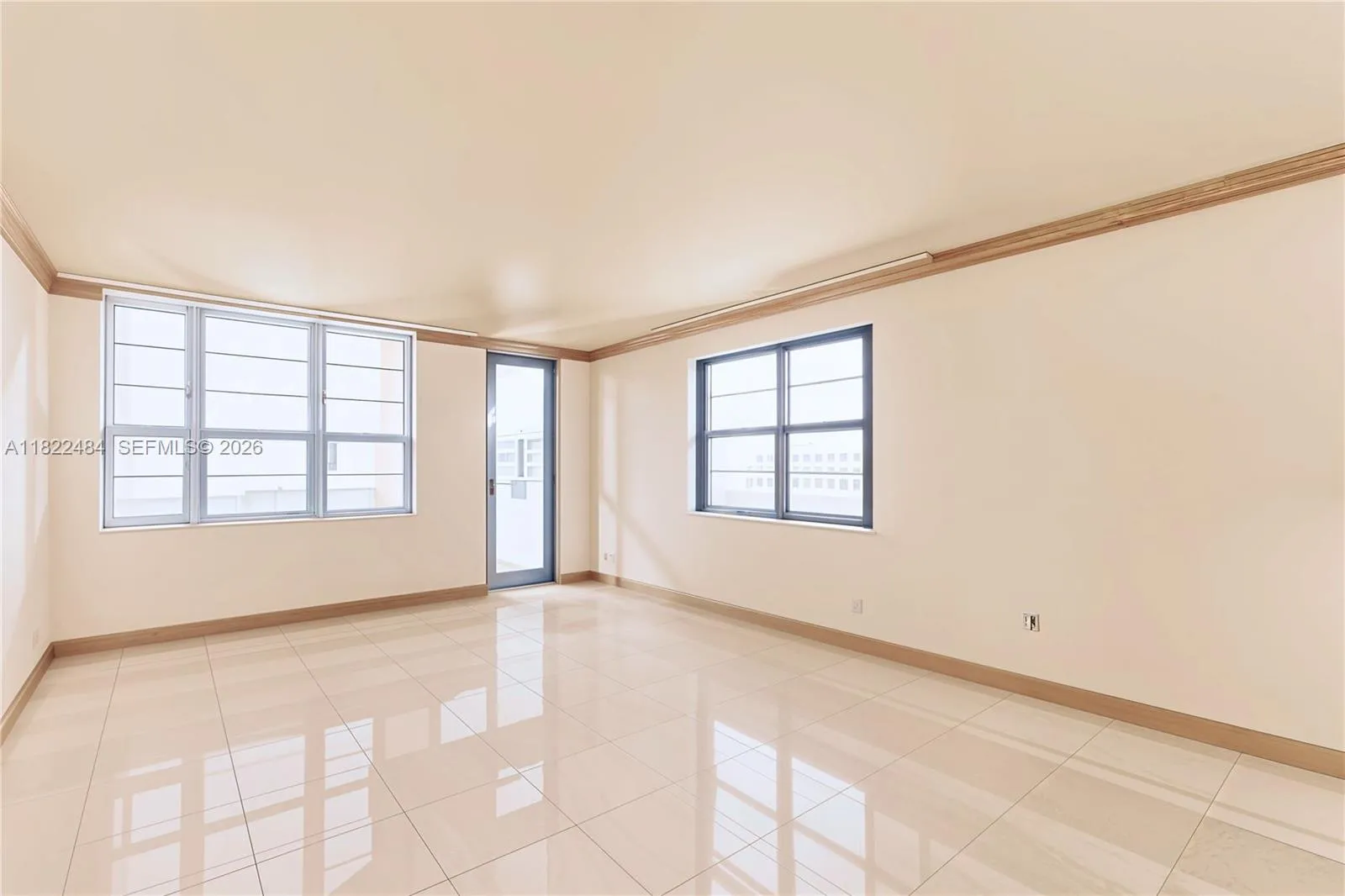 100 Lincoln Rd # 811, Miami Beach FL 33139