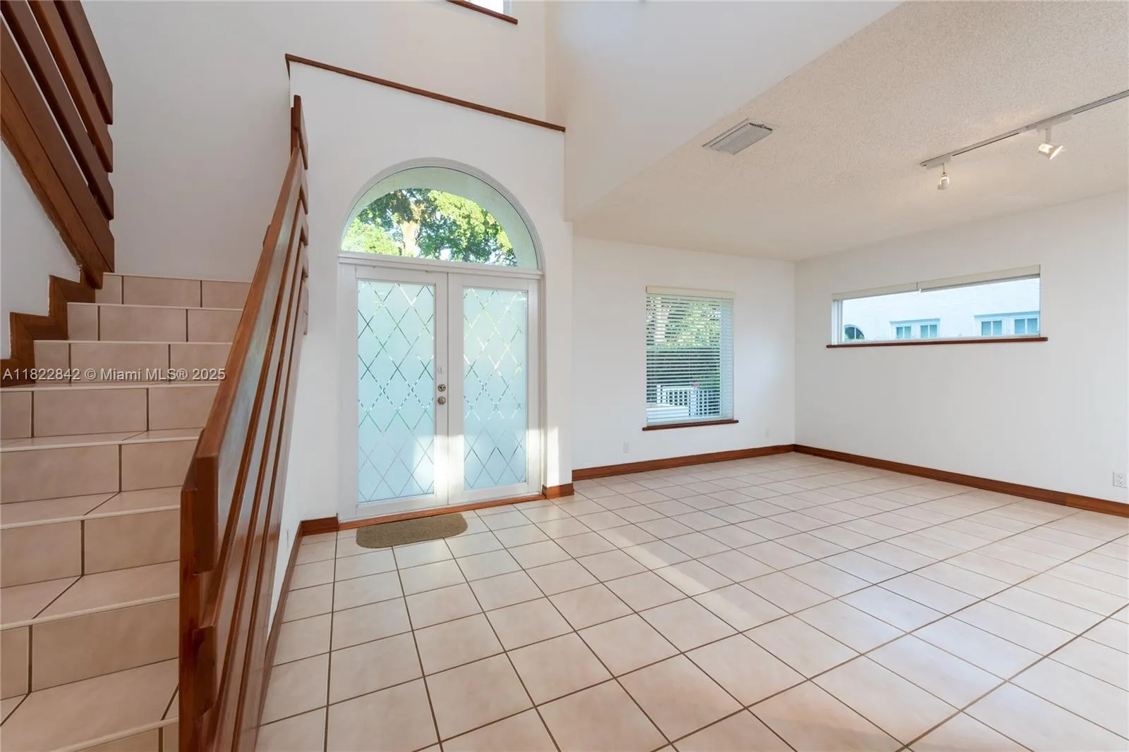 1910 Ferdinand St, Coral Gables FL 33134