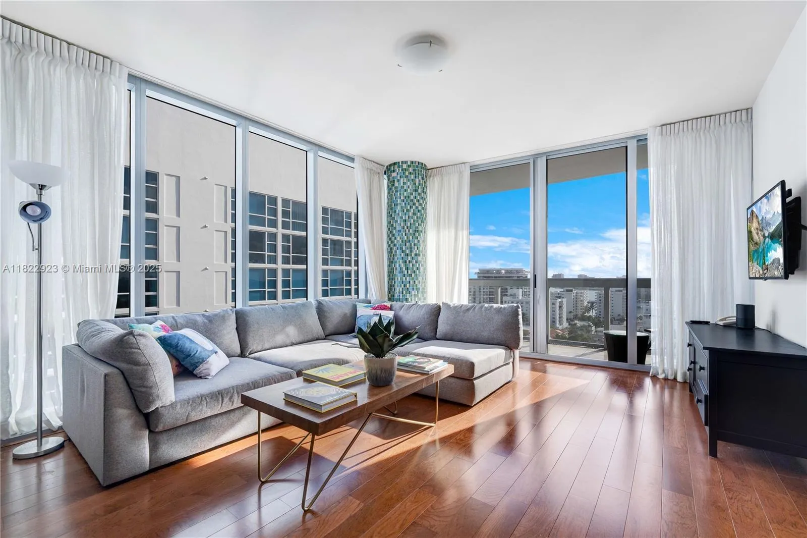 6899 Collins Ave # 1409, Miami Beach FL 33141