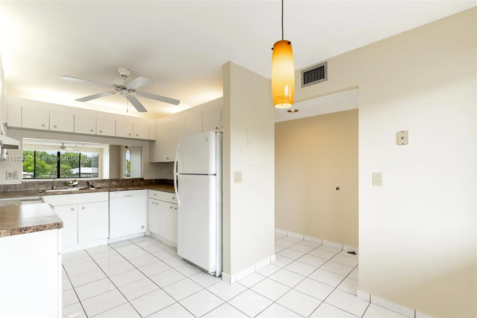 9455 N Belfort Cir # 211, Tamarac FL 33321
