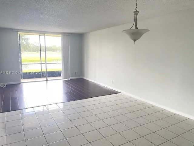 3100 W Rolling Hills Cir # 101, Davie FL 33328