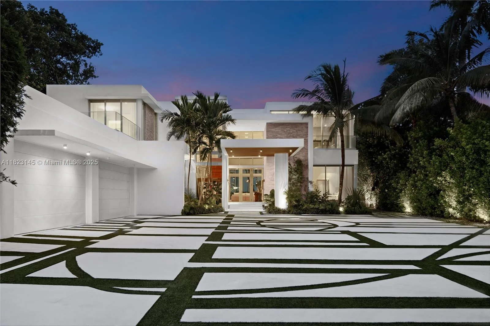 30 Palm Ave, Miami Beach FL 33139