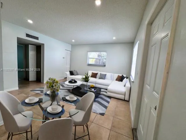 1470 N Dixie Hwy # 24, Fort Lauderdale FL 33304
