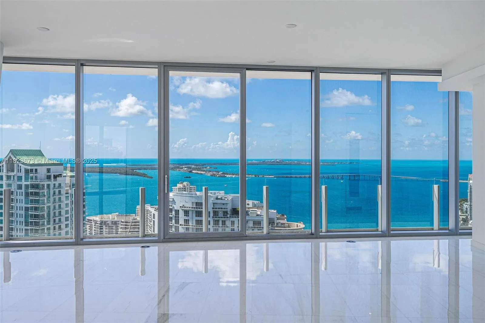 300 Biscayne Blvd Way # 4301, Miami FL 33131