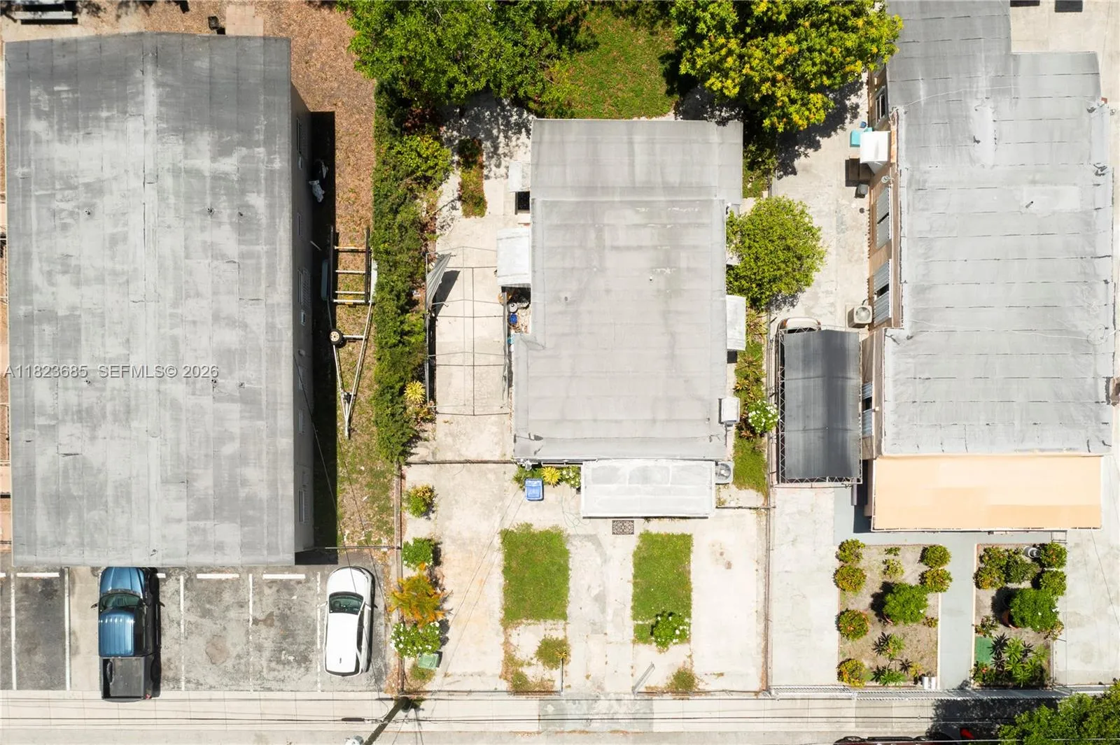 36 NW 32nd St, Miami FL 33127