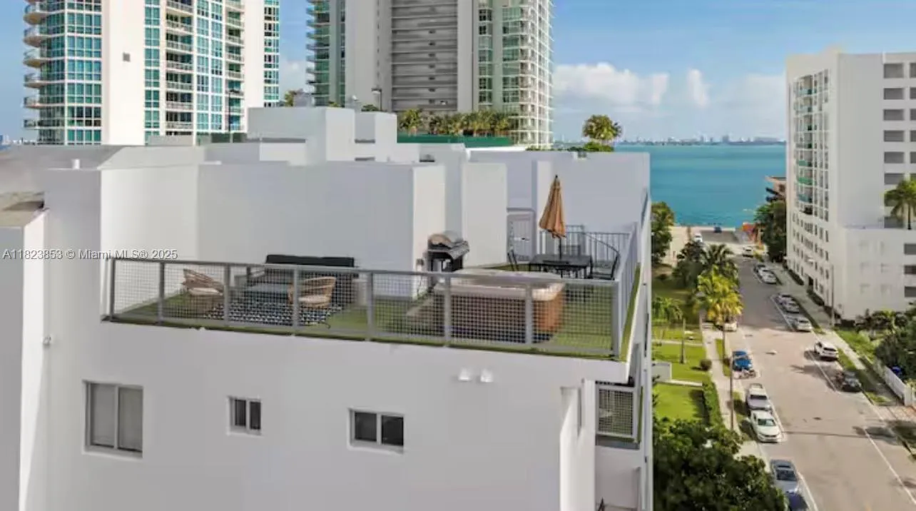 481 NE 29th St # 706, Miami FL 33137