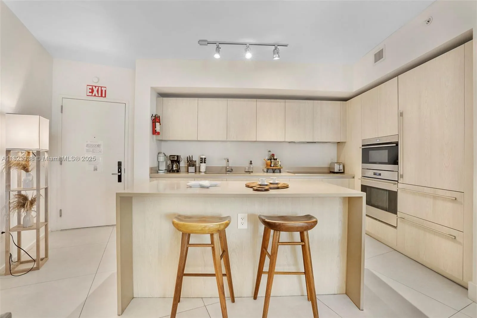 4111 S Ocean Dr # 3709, Hollywood FL 33019