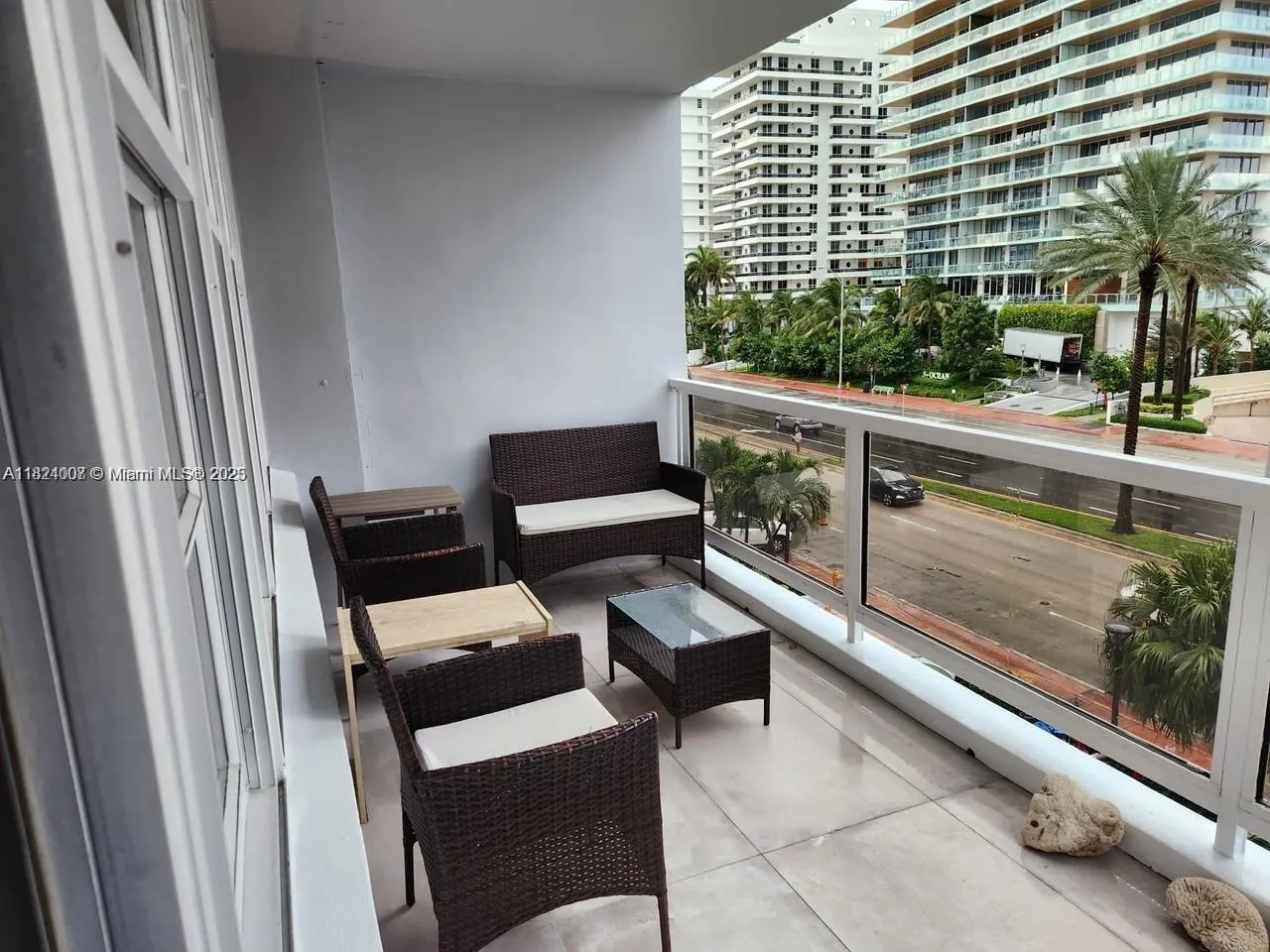 2 bedroom 1 bath for sale at 5700 Collins Ave # 4N, Miami Beach FL 33140