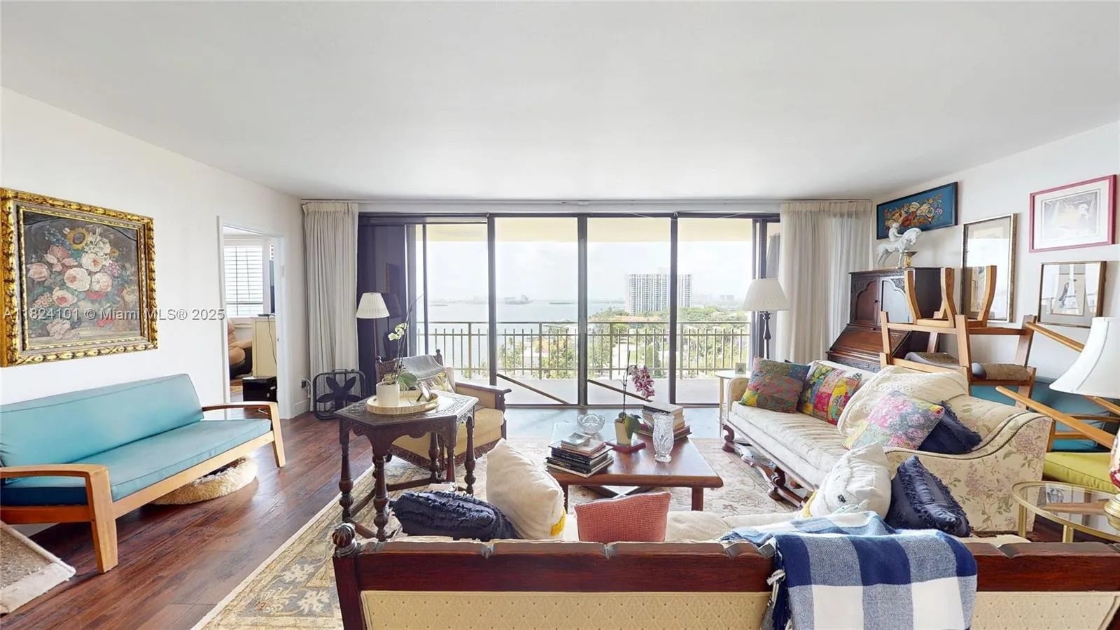 11113 Biscayne Blvd, Miami FL 33181