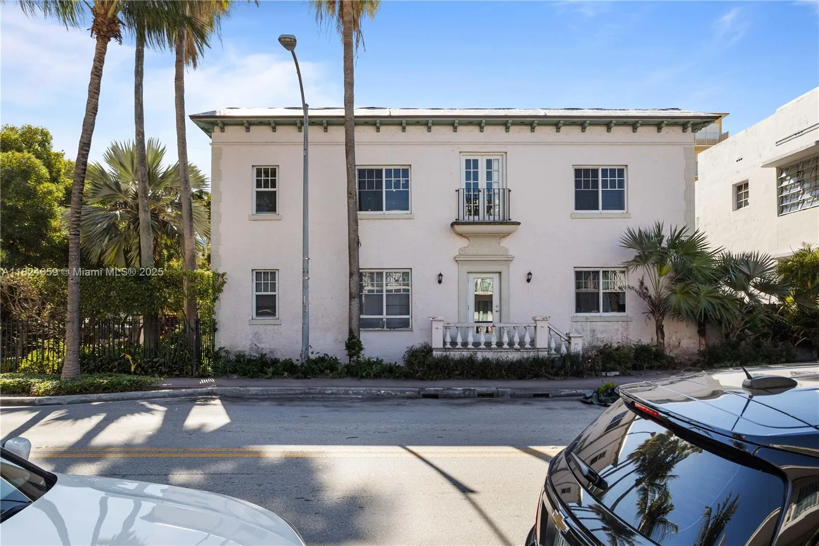 750 Pennsylvania Ave # 3, Miami Beach FL 33139