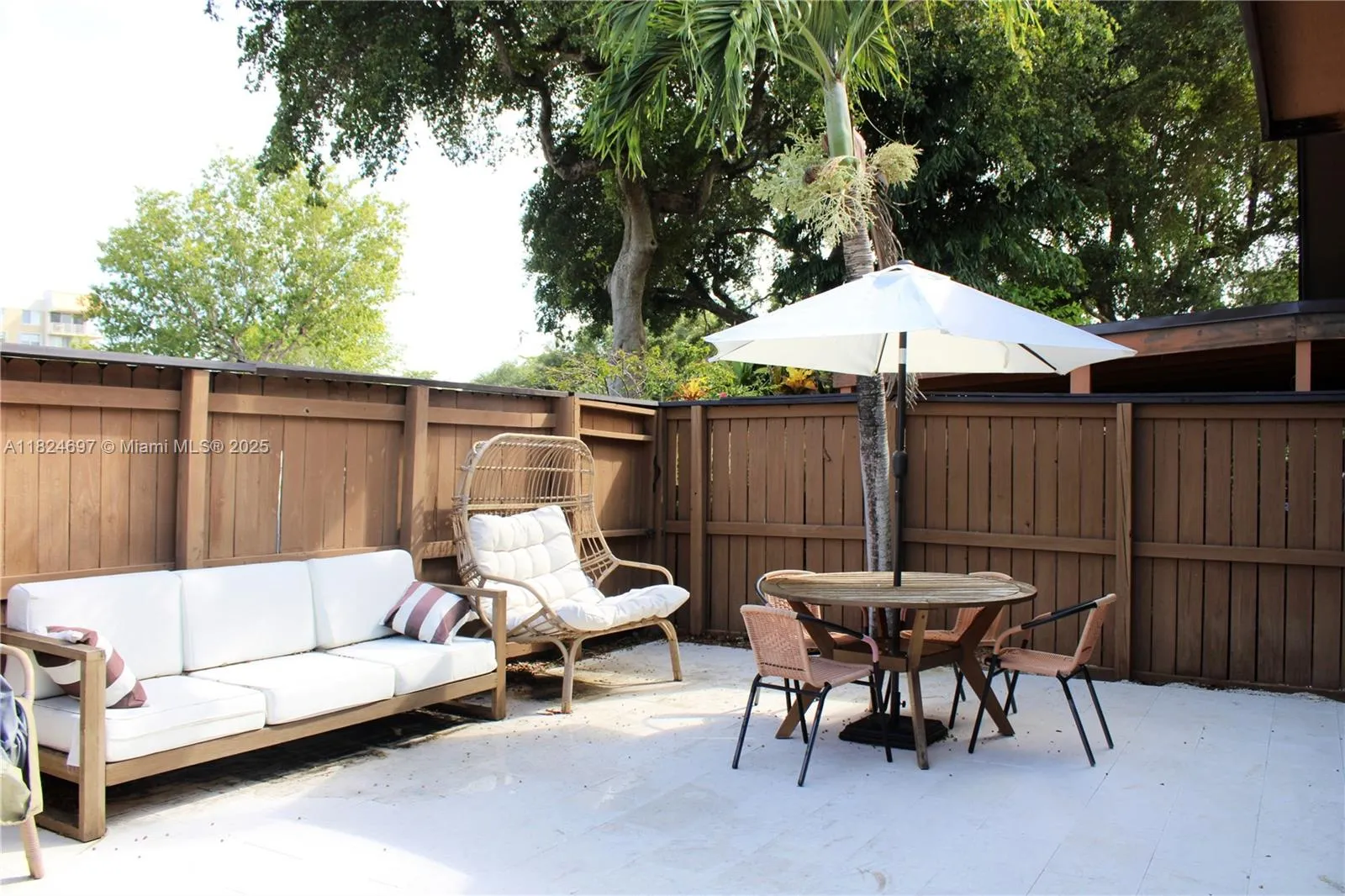 2 bedroom 2 bath for sale at 9341 SW 130th St, Miami FL 33176