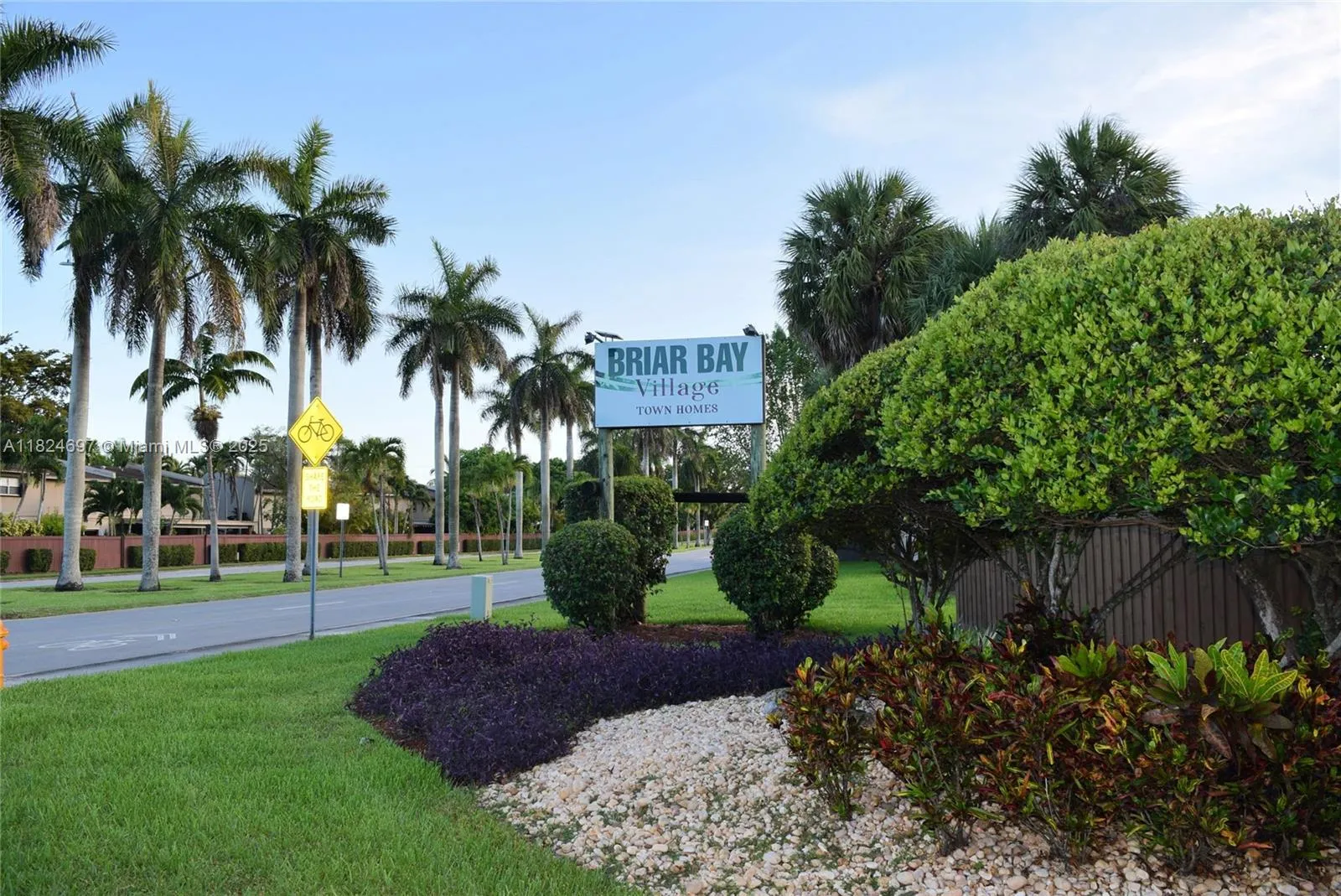 9341 SW 130th St, Miami FL 33176