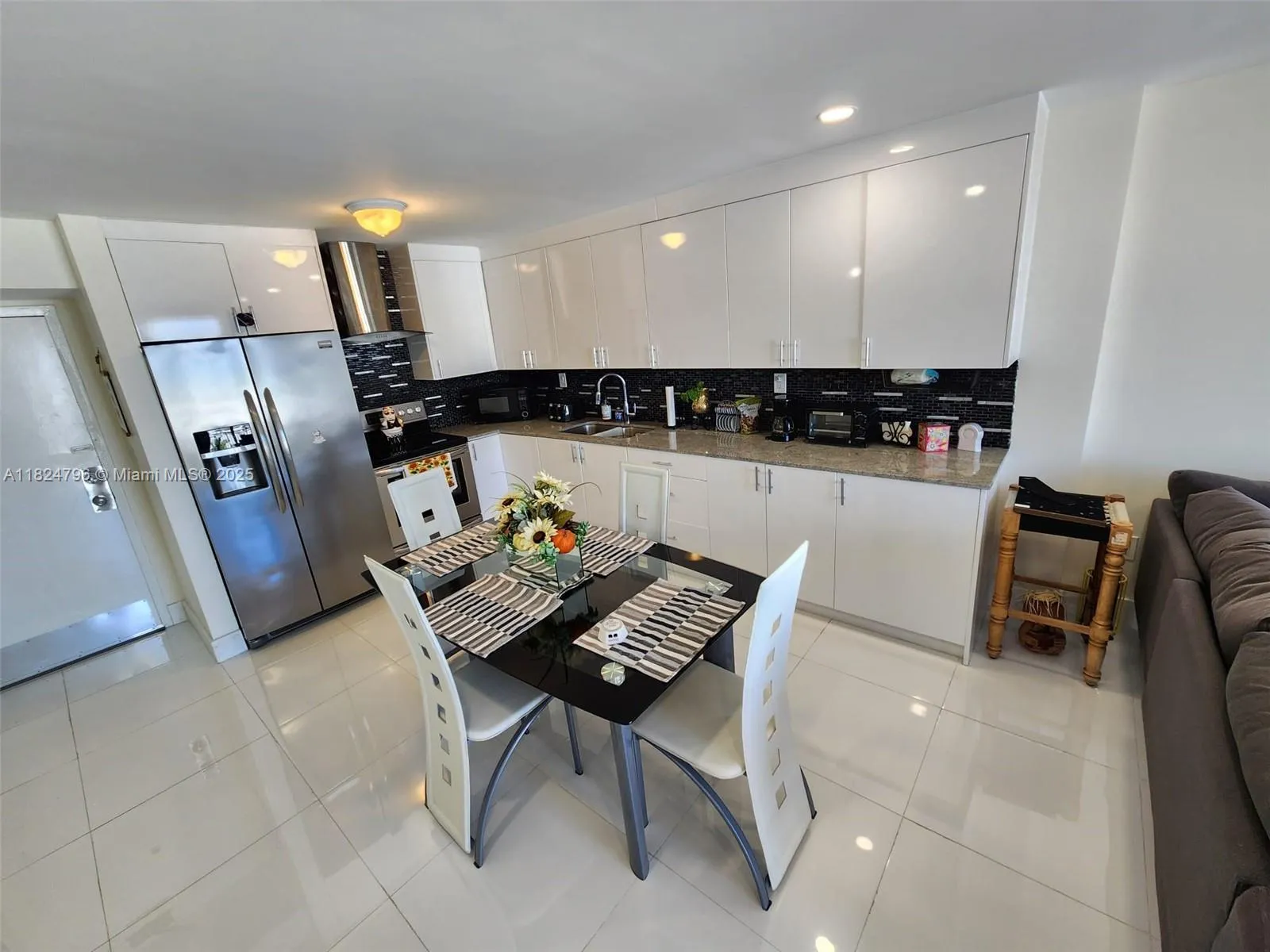 345 Ocean Dr # 602, Miami Beach FL 33139