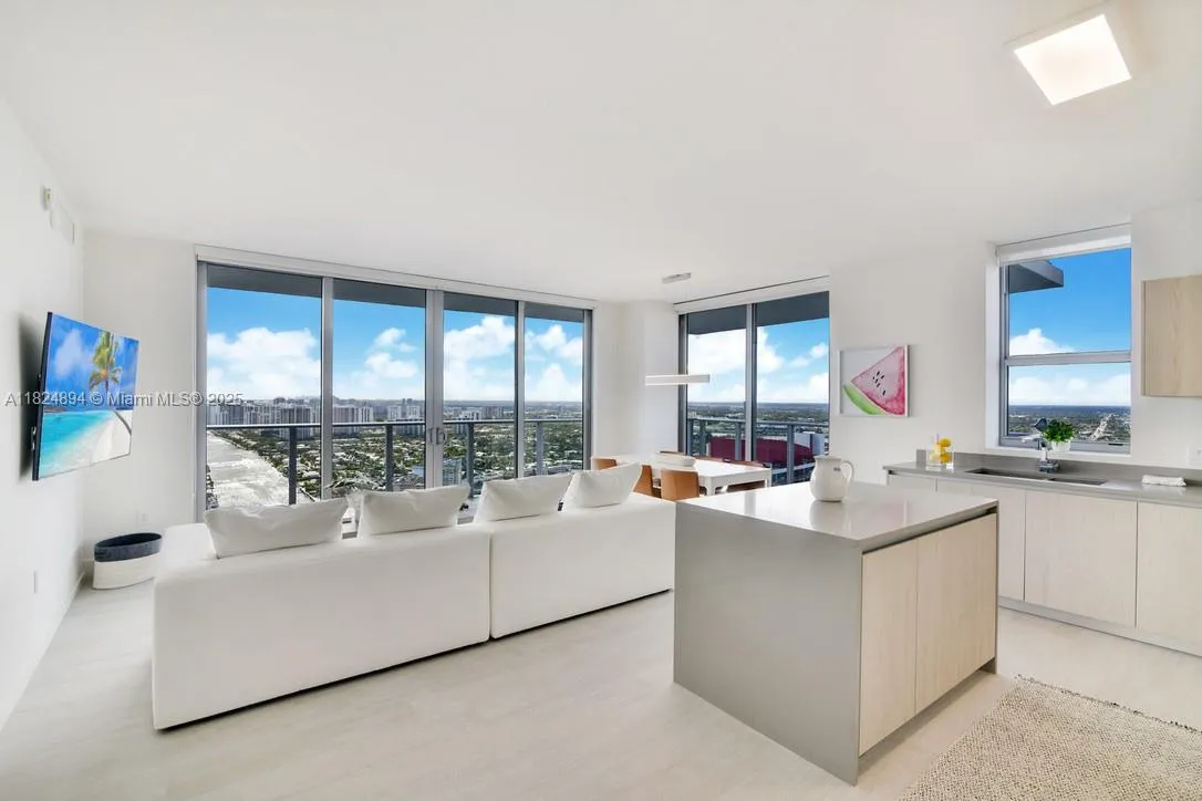 4010 S Ocean Dr # T3708, Hollywood FL 33019