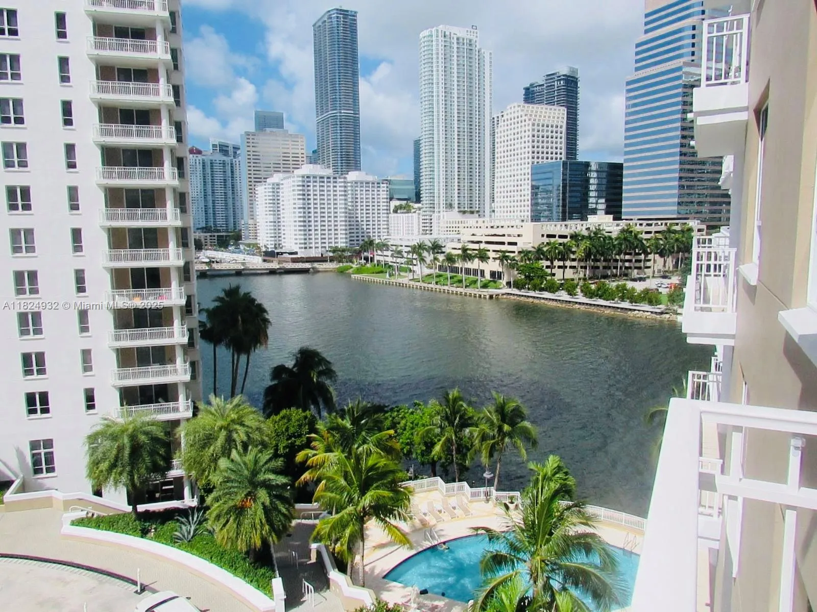 801 Brickell Key Blvd # 807, Miami FL 33131