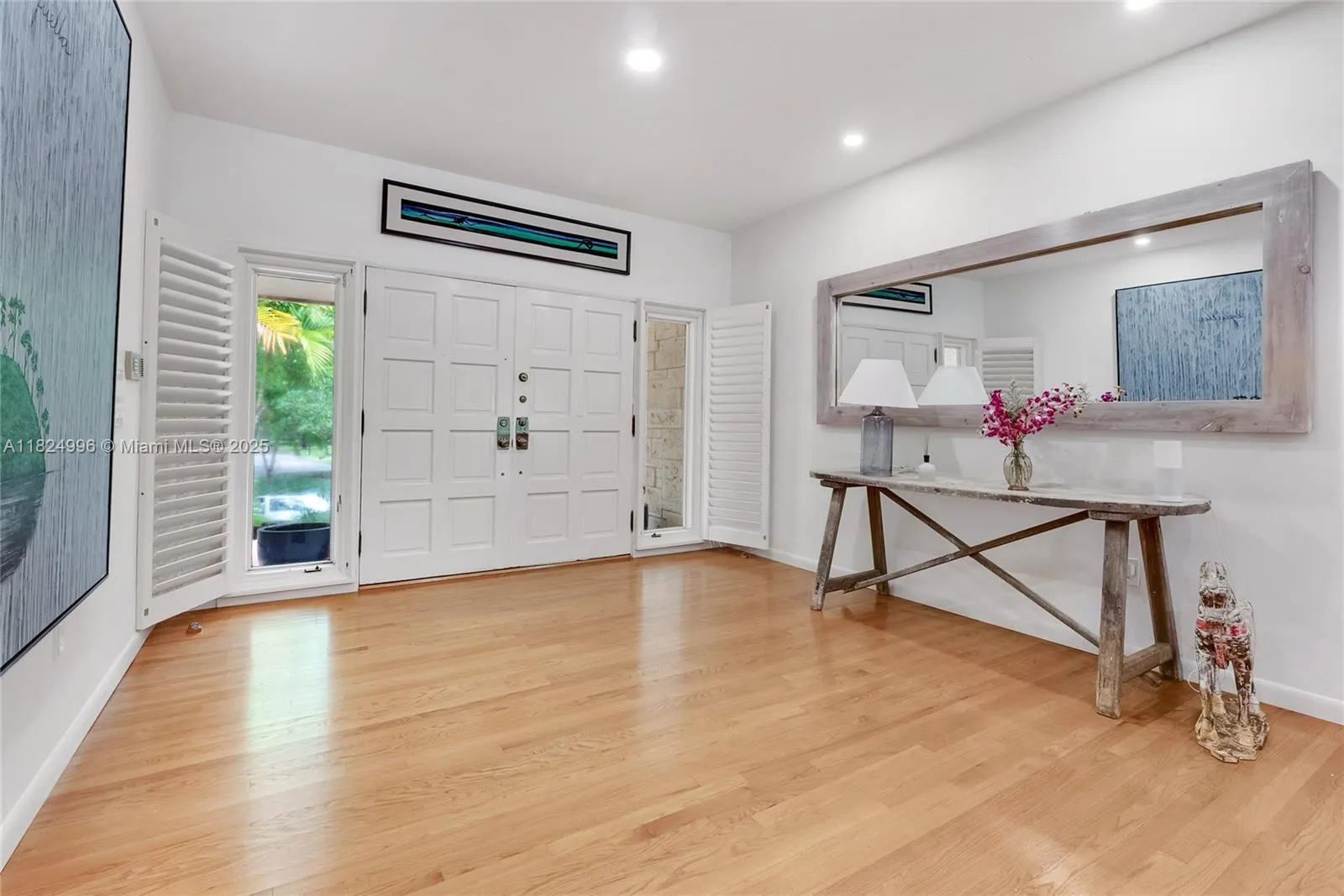 8290 La Rampa St, Coral Gables FL 33143