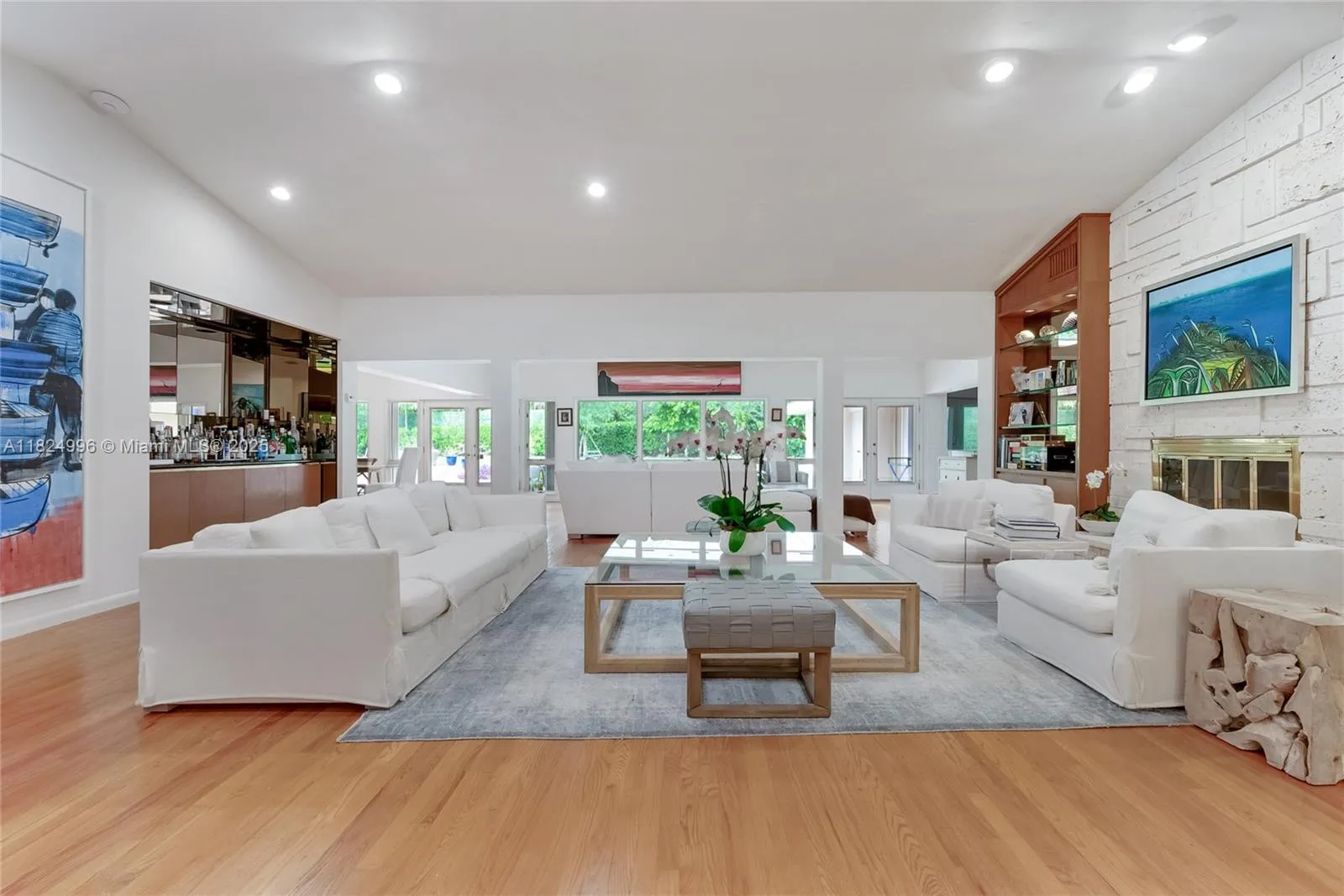 8290 La Rampa St, Coral Gables FL 33143