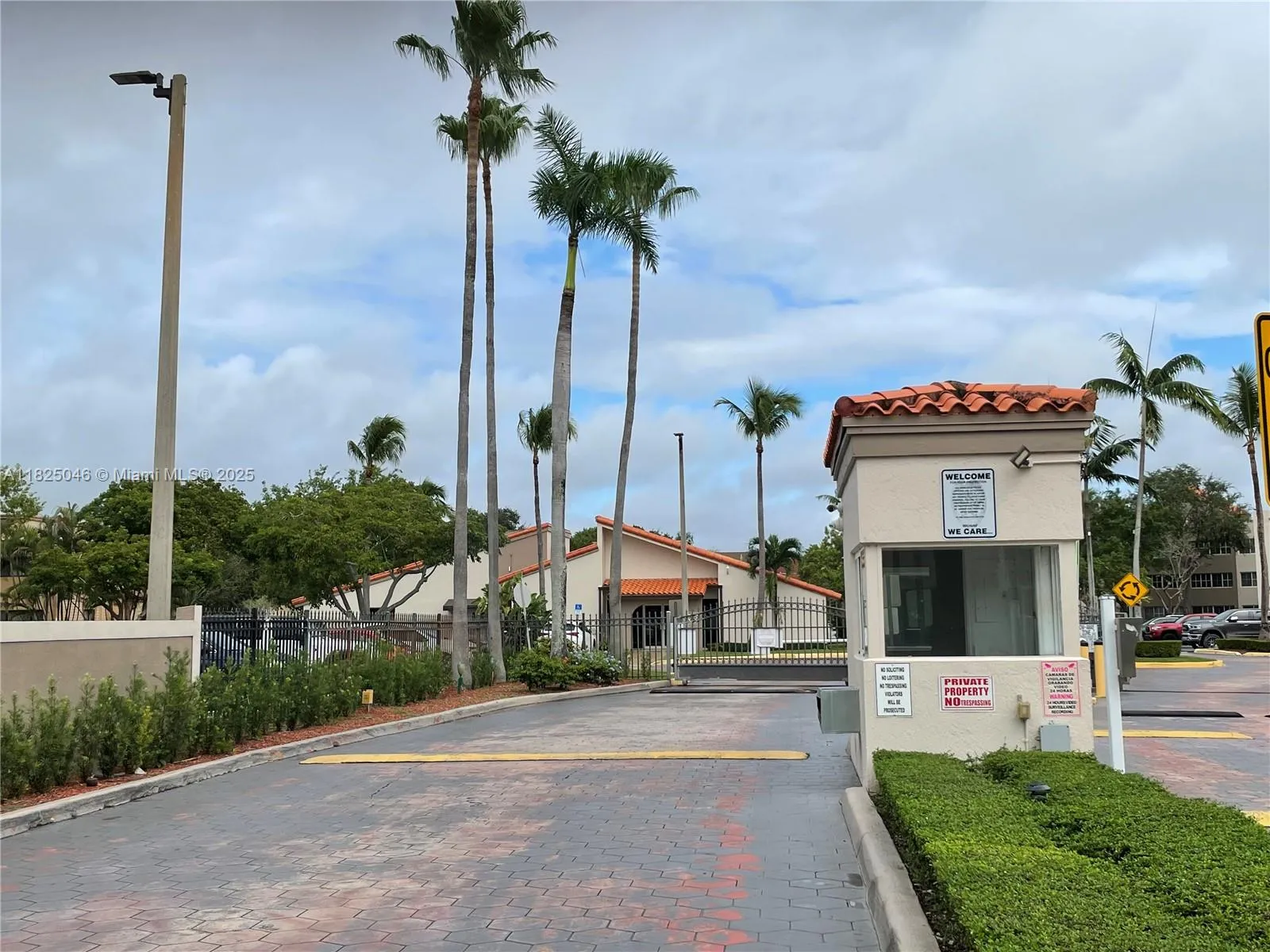 6135 NW 186th St # 201, Miami FL 33015