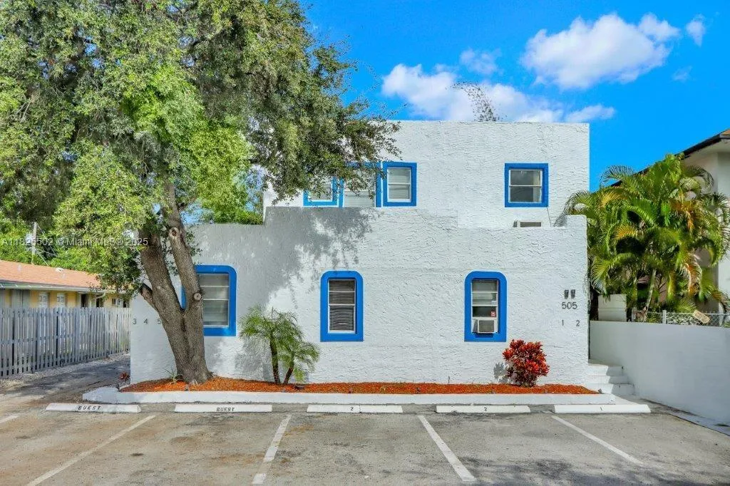 for sale at 505 SE 20th St # 5, Fort Lauderdale FL 33316