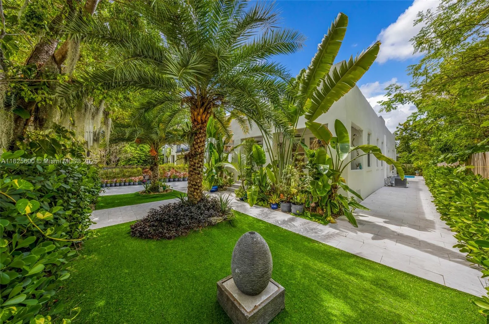 120 NW 49th St, Miami FL 33127