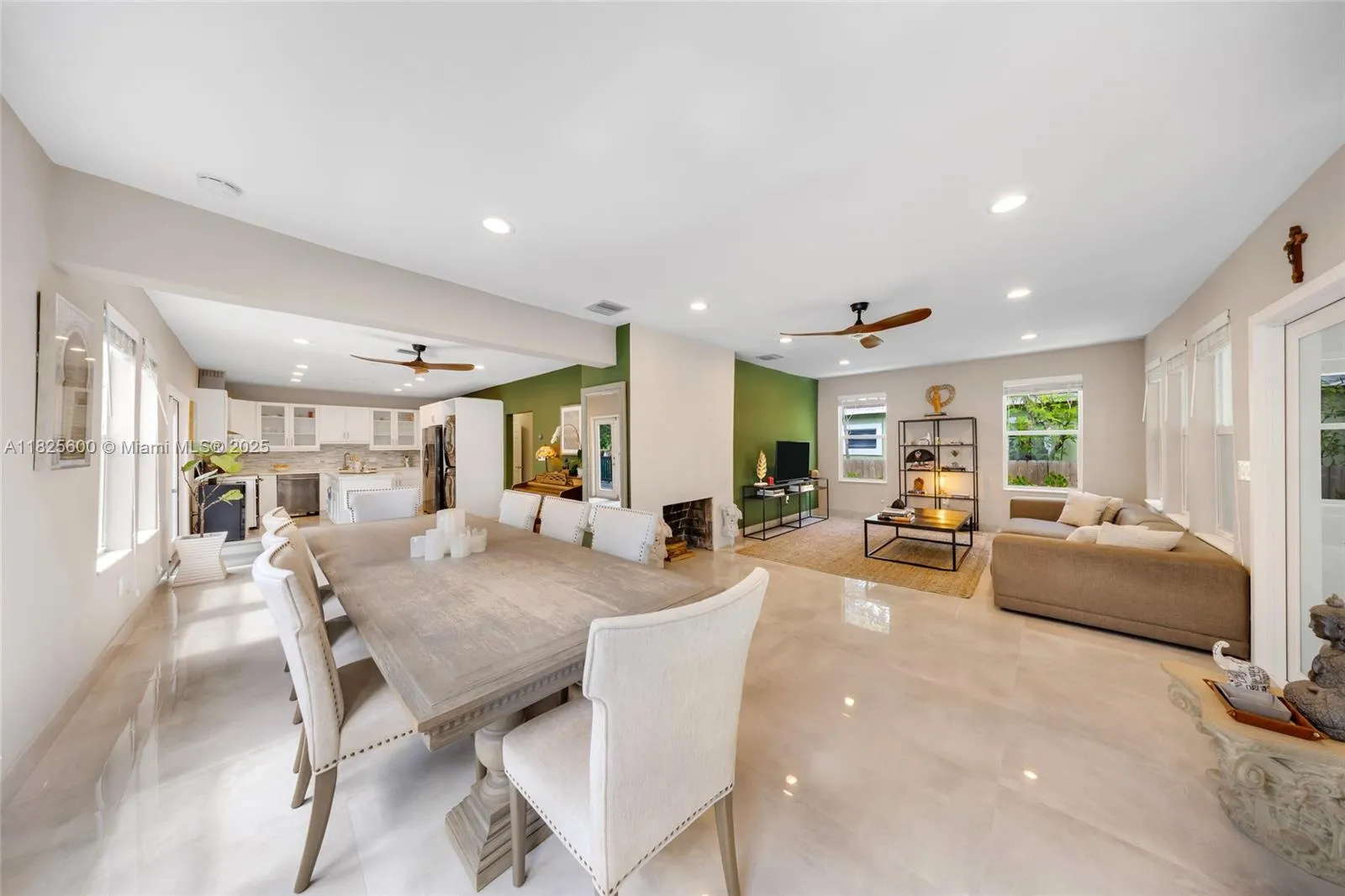 120 NW 49th St, Miami FL 33127