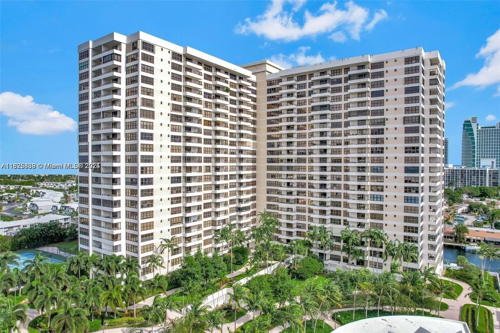 1 bedroom 1 bath for sale at 2500 Parkview Dr # 1603, Hallandale Beach FL 33009