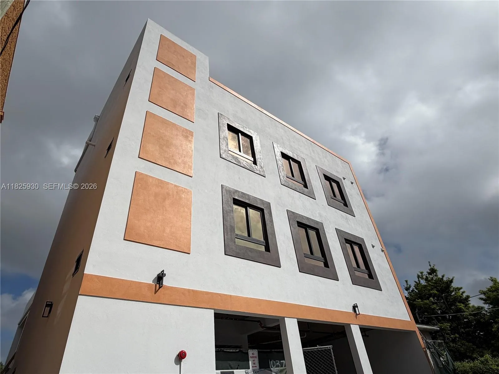 for sale at 1037 NW 2nd St, Miami FL 33128