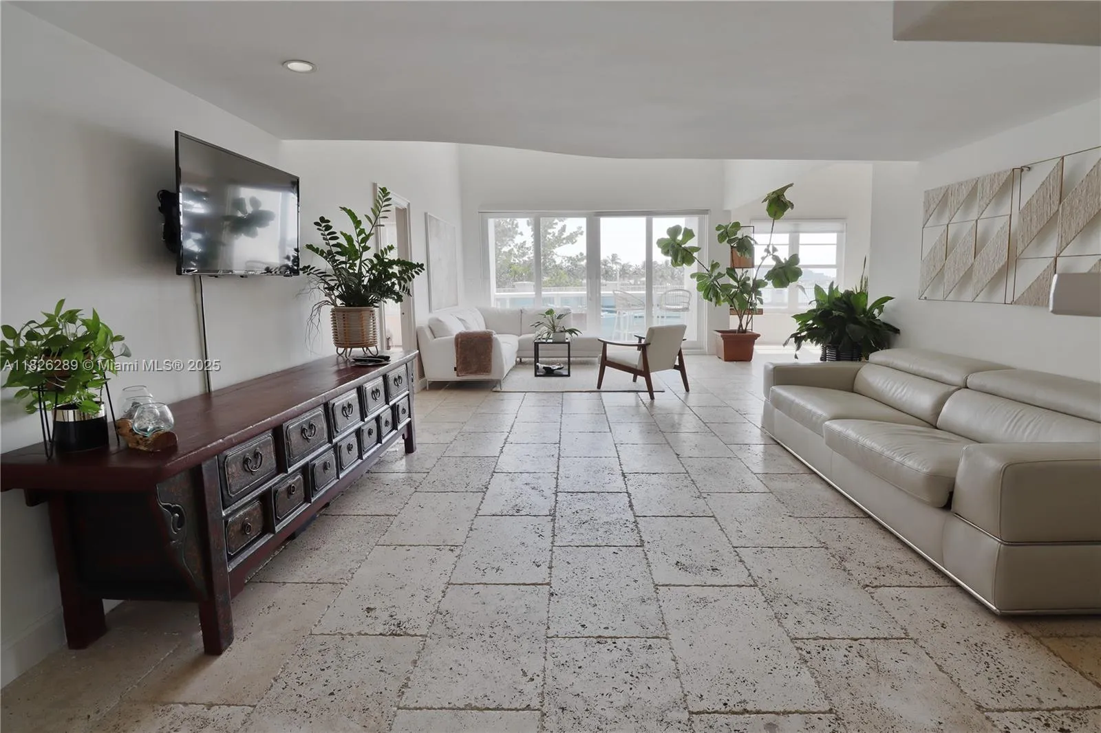 6770 Indian Creek Dr, Miami Beach FL 33141