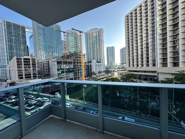 200 Biscayne Boulevard Way # 701, Miami FL 33131
