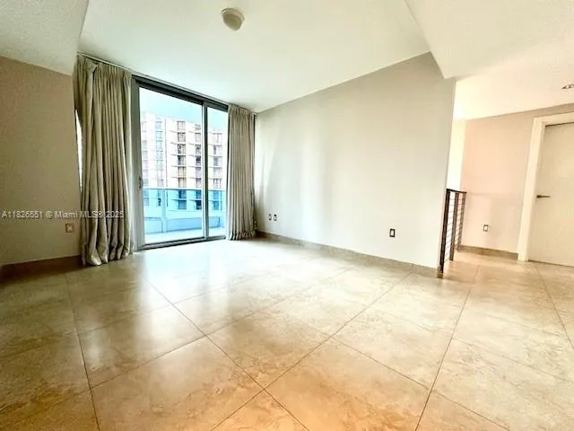 200 Biscayne Boulevard Way # 701, Miami FL 33131