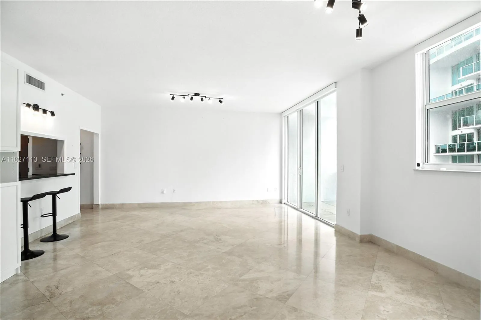 31 SE 5th St # 4021, Miami FL 33131