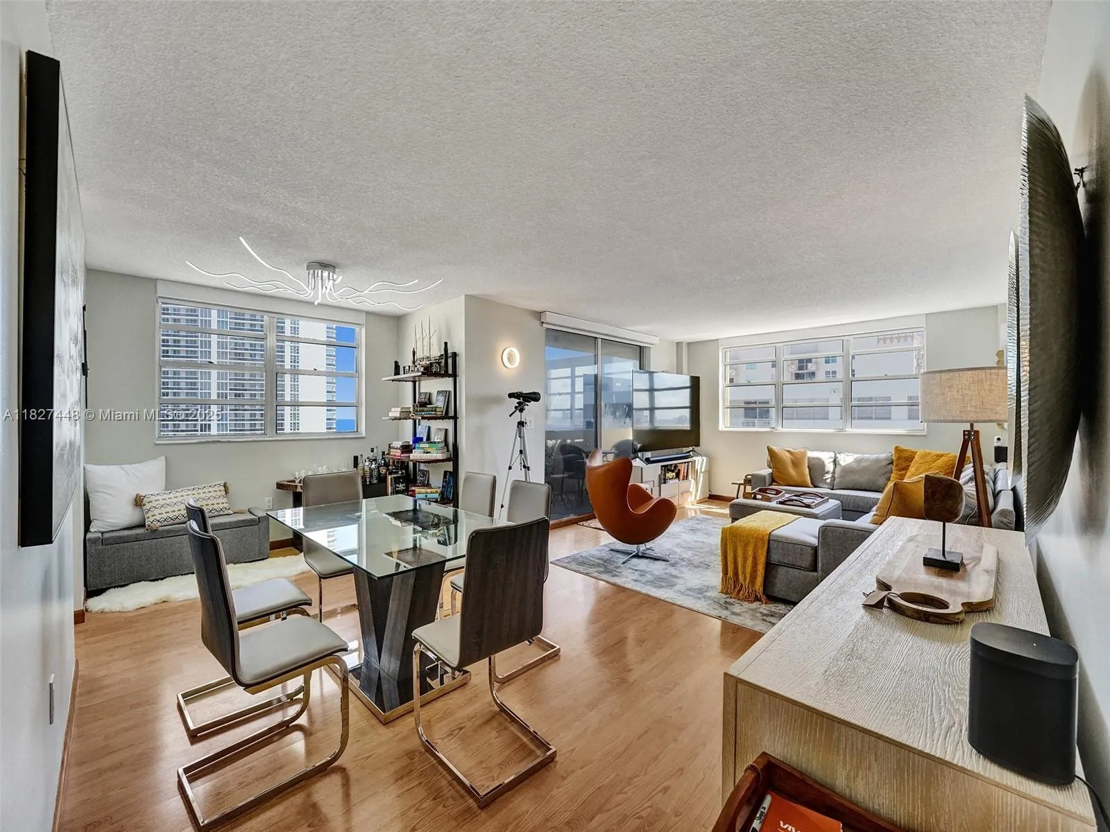 1833 S Ocean Dr # 1702, Hallandale Beach FL 33009