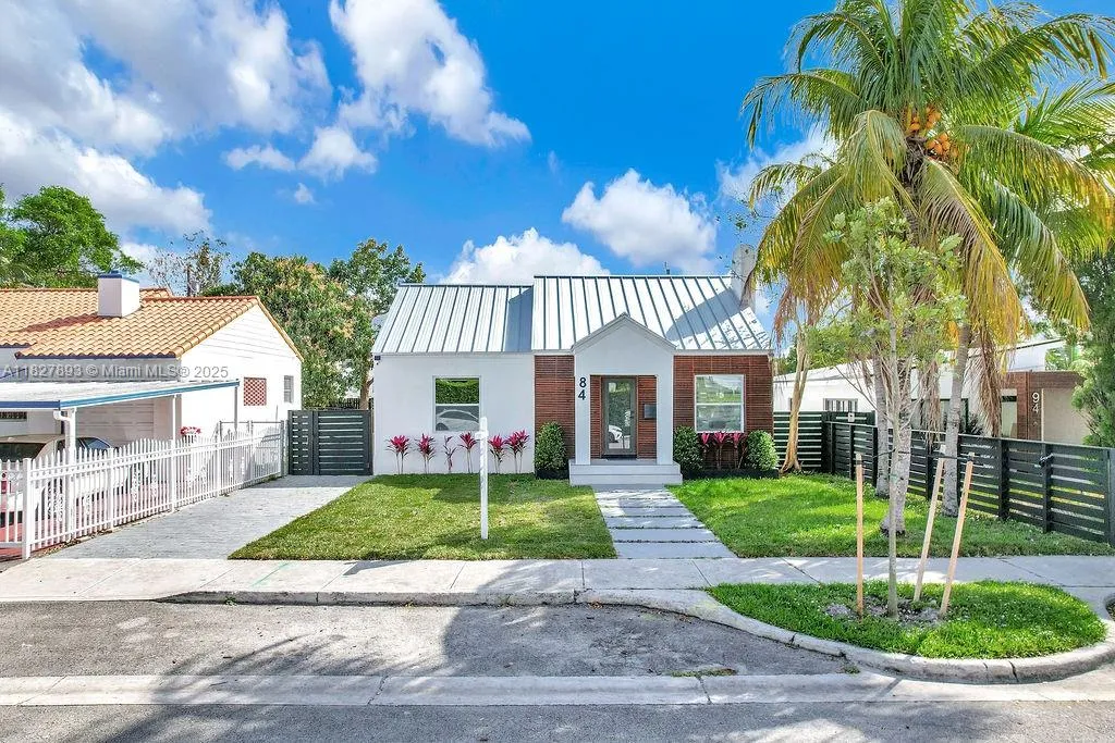84 NW 48th St, Miami FL 33127