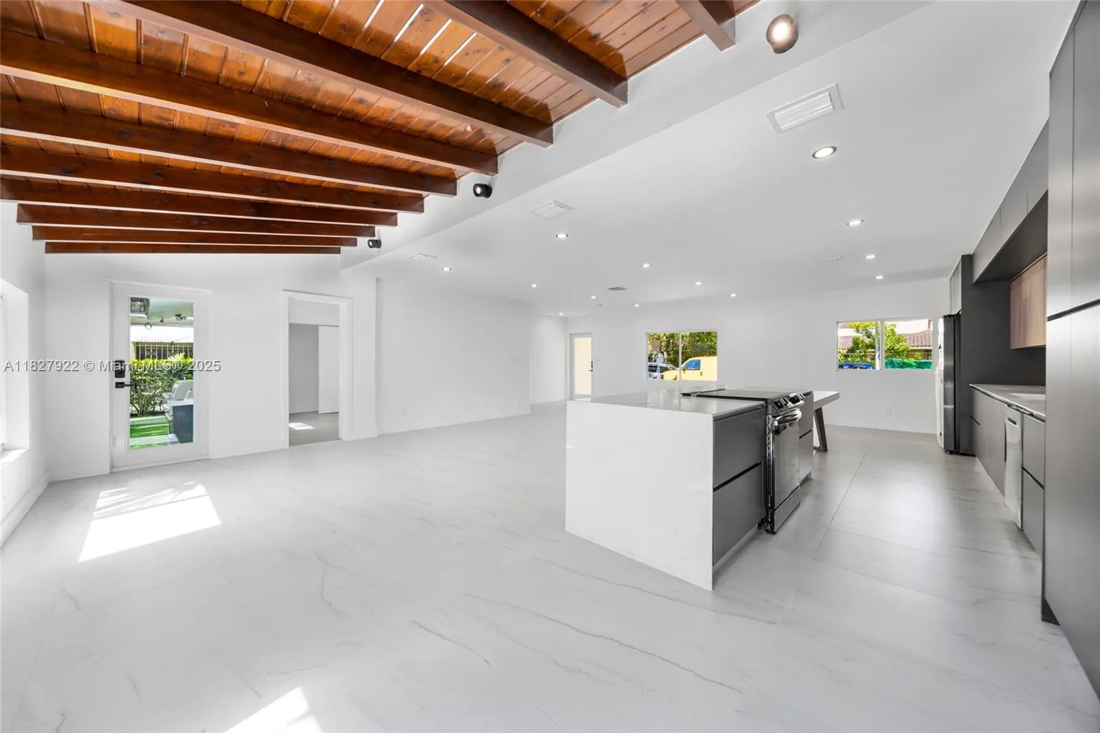 400 Sansovino Ave, Coral Gables FL 33146