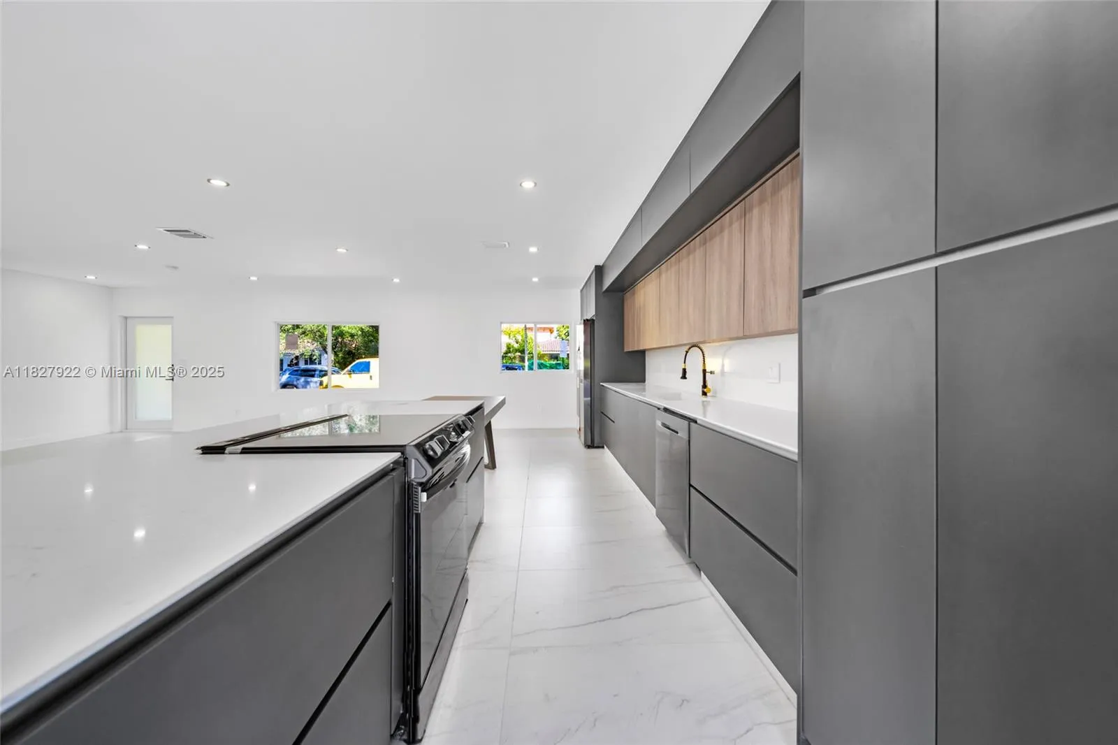 400 Sansovino Ave, Coral Gables FL 33146