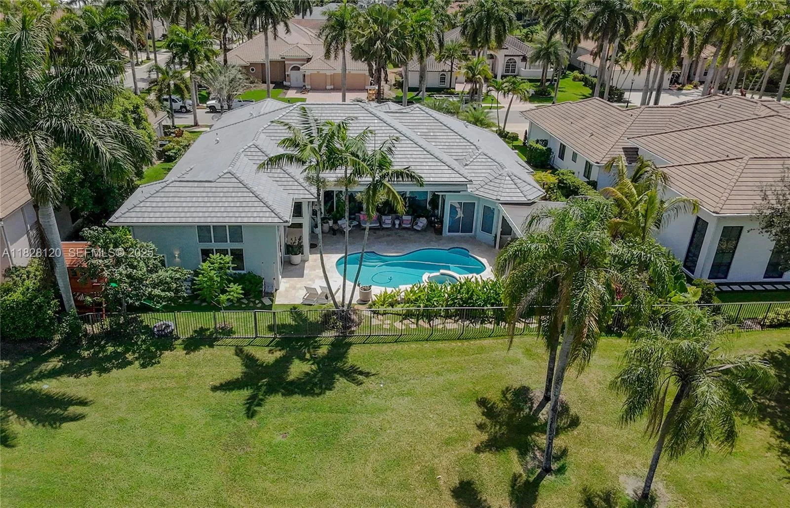 5 bedroom 4 bath for sale at 2493 Poinciana Dr, Weston FL 33327