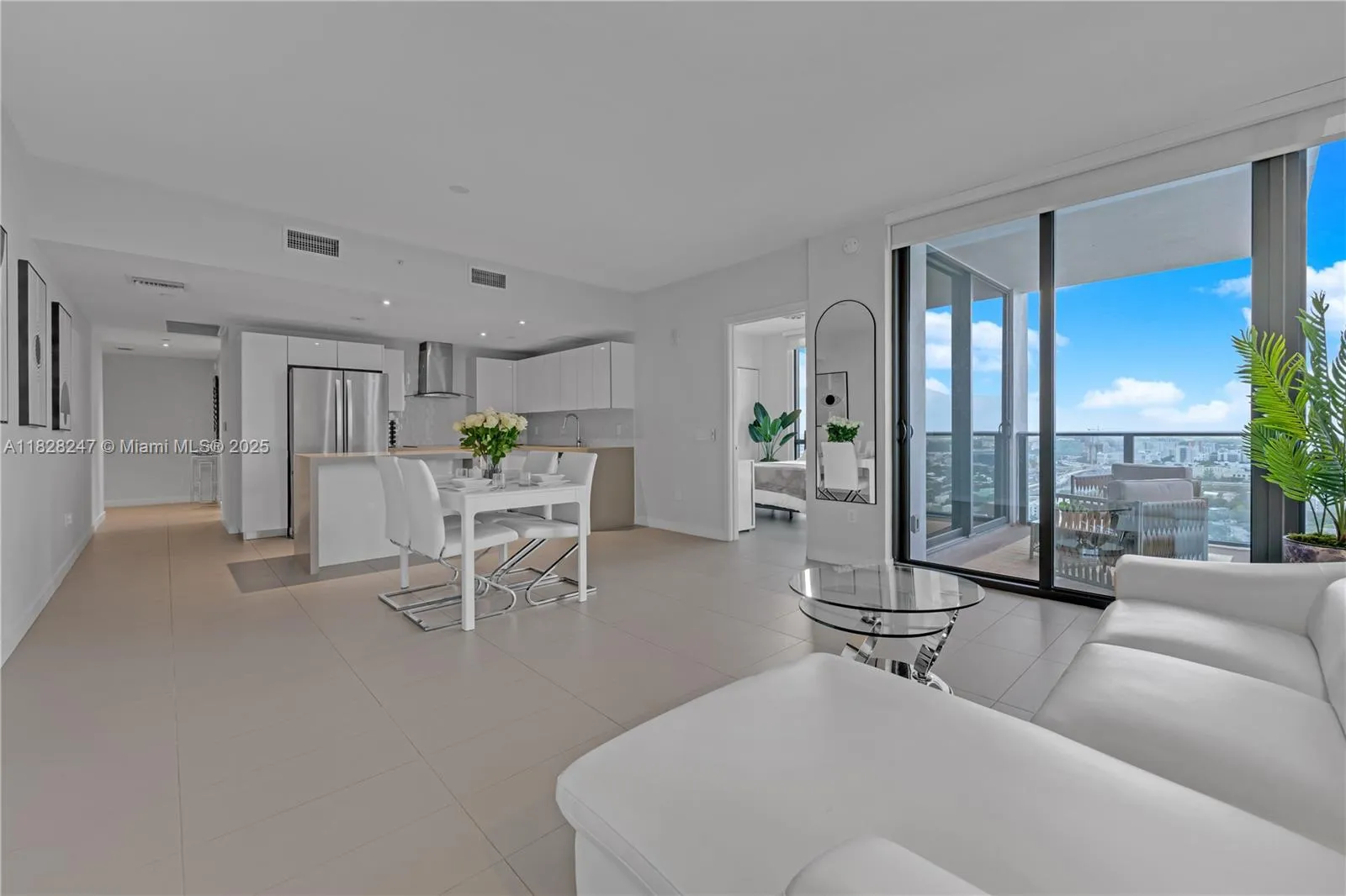 2 bedroom 2 bath for sale at 1600 NE 1ST AVE # 2916, Miami FL 33132
