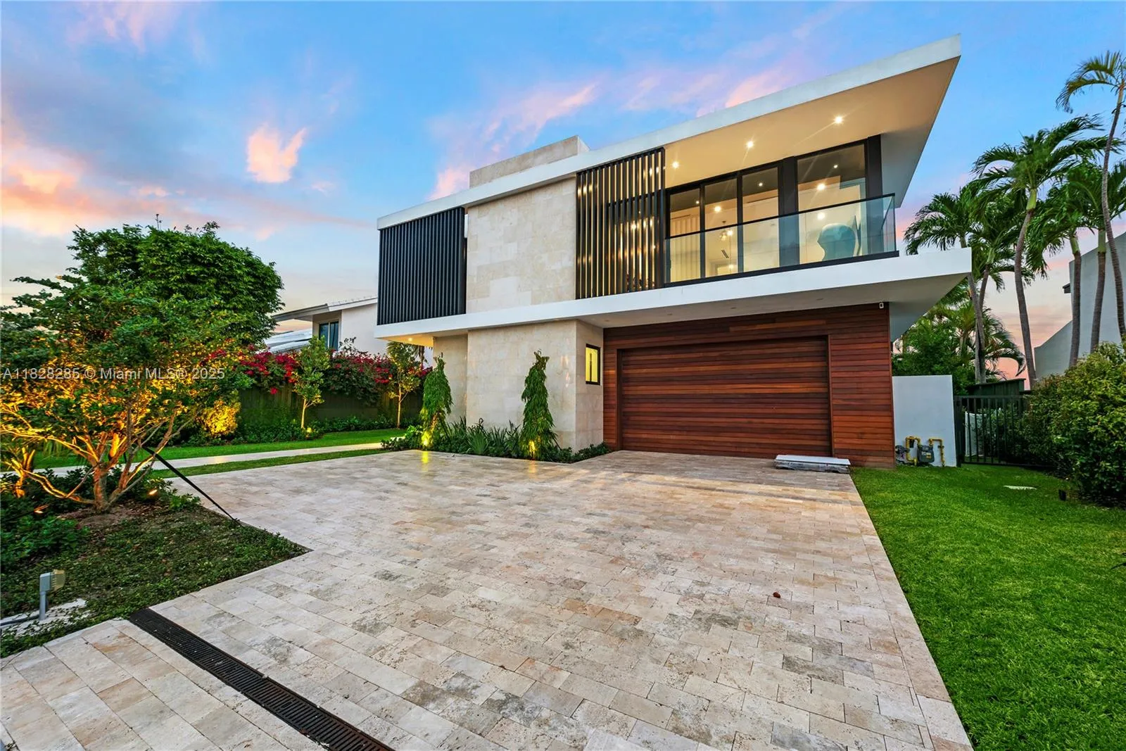 1410 S Biscayne Point Rd, Miami Beach FL 33141