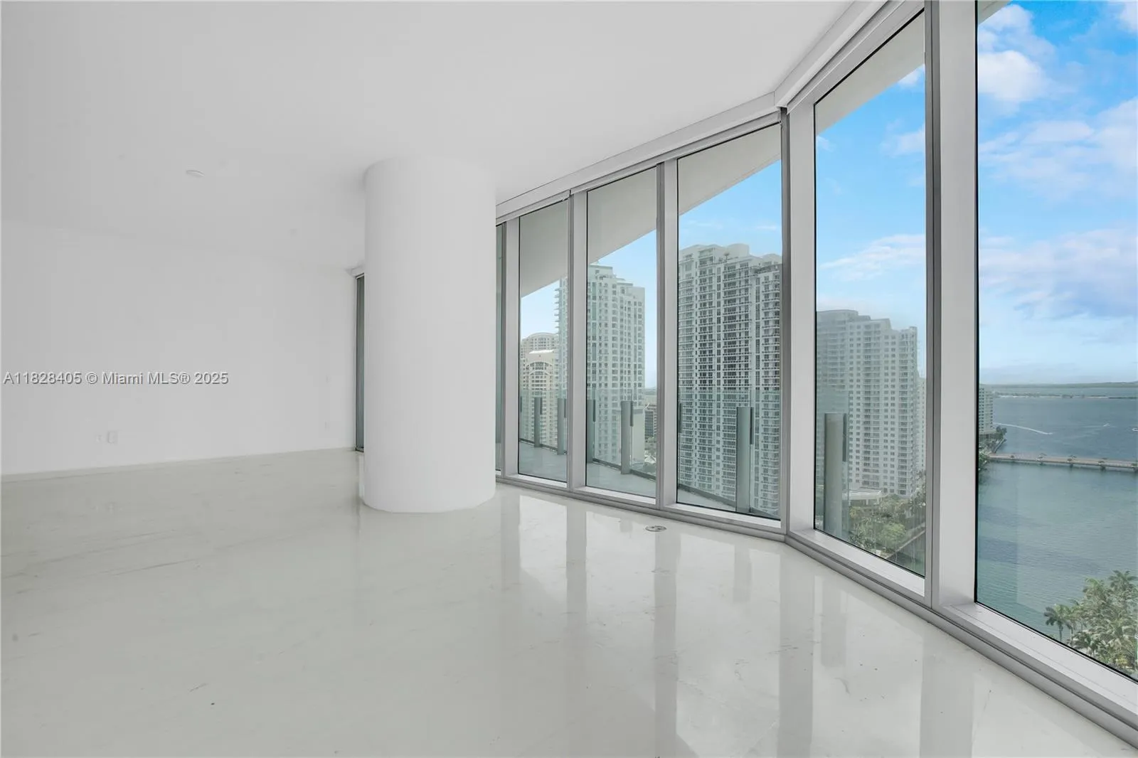 300 Biscayne Blvd Way # 2107, Miami FL 33131