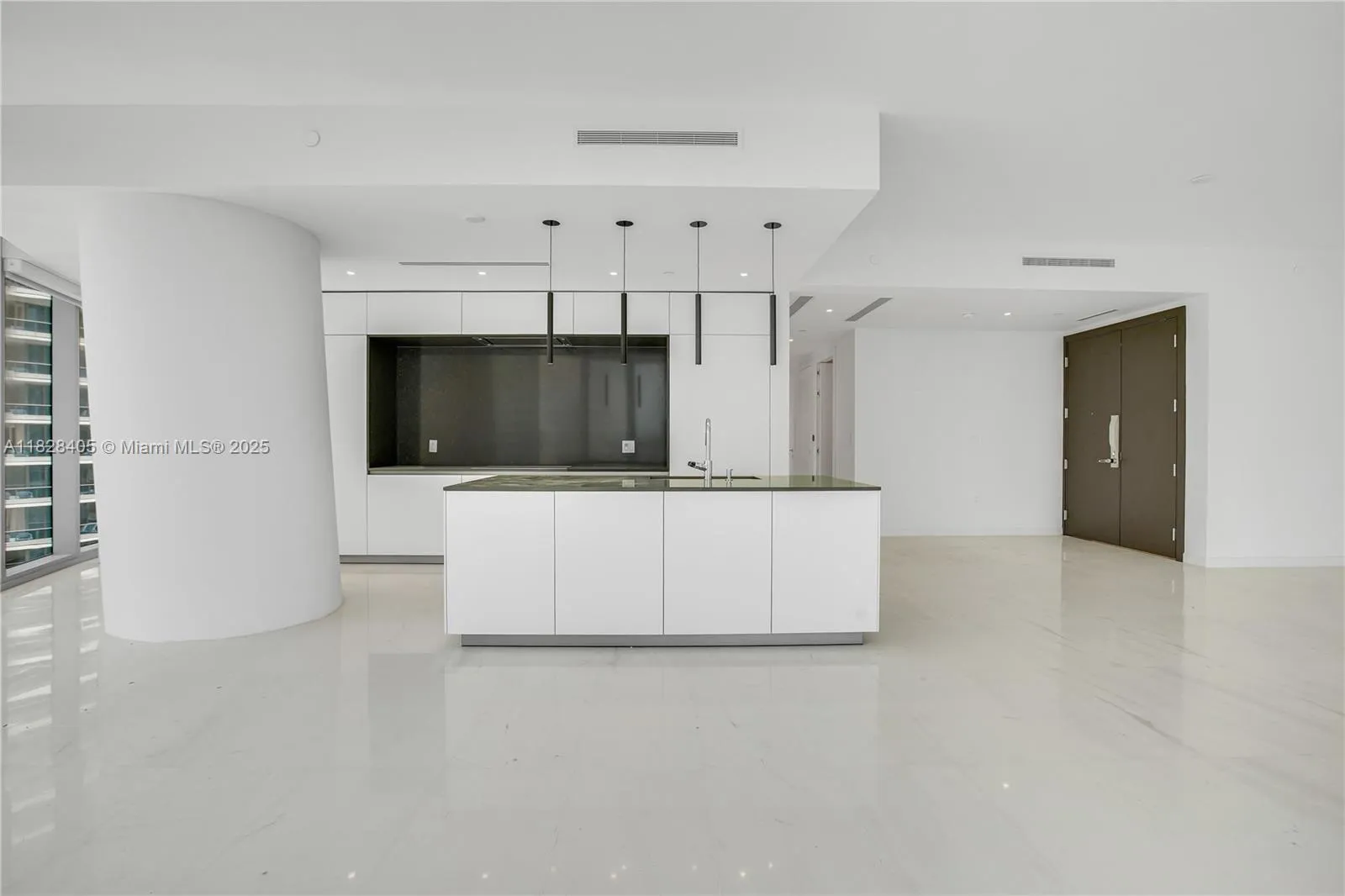 300 Biscayne Blvd Way # 2107, Miami FL 33131