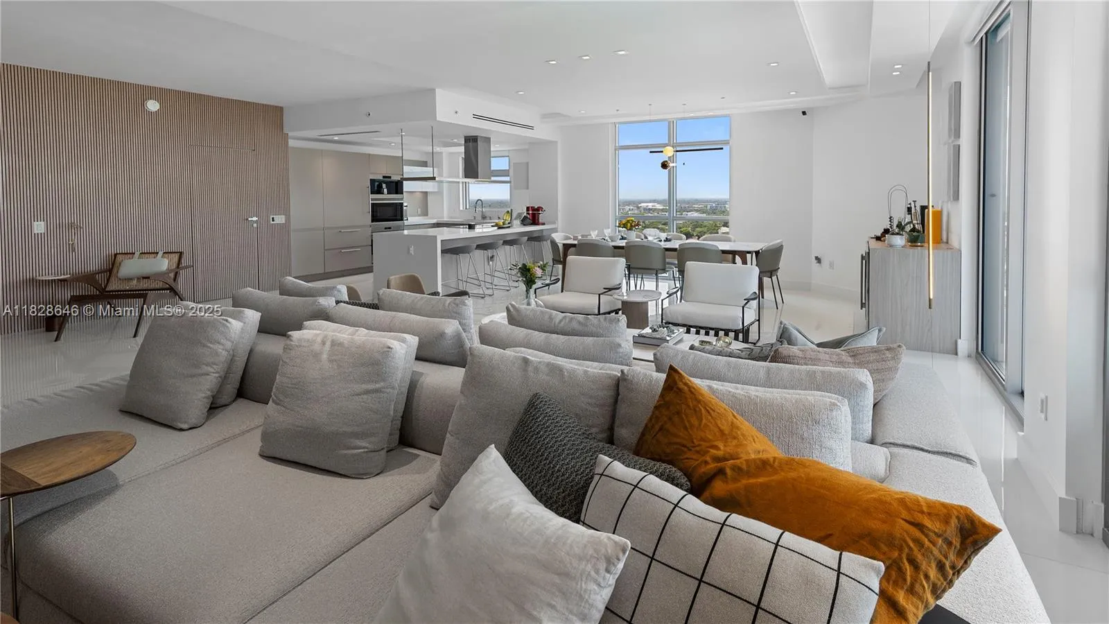 17301 Biscayne Blvd # 2102, North Miami Beach FL 33160