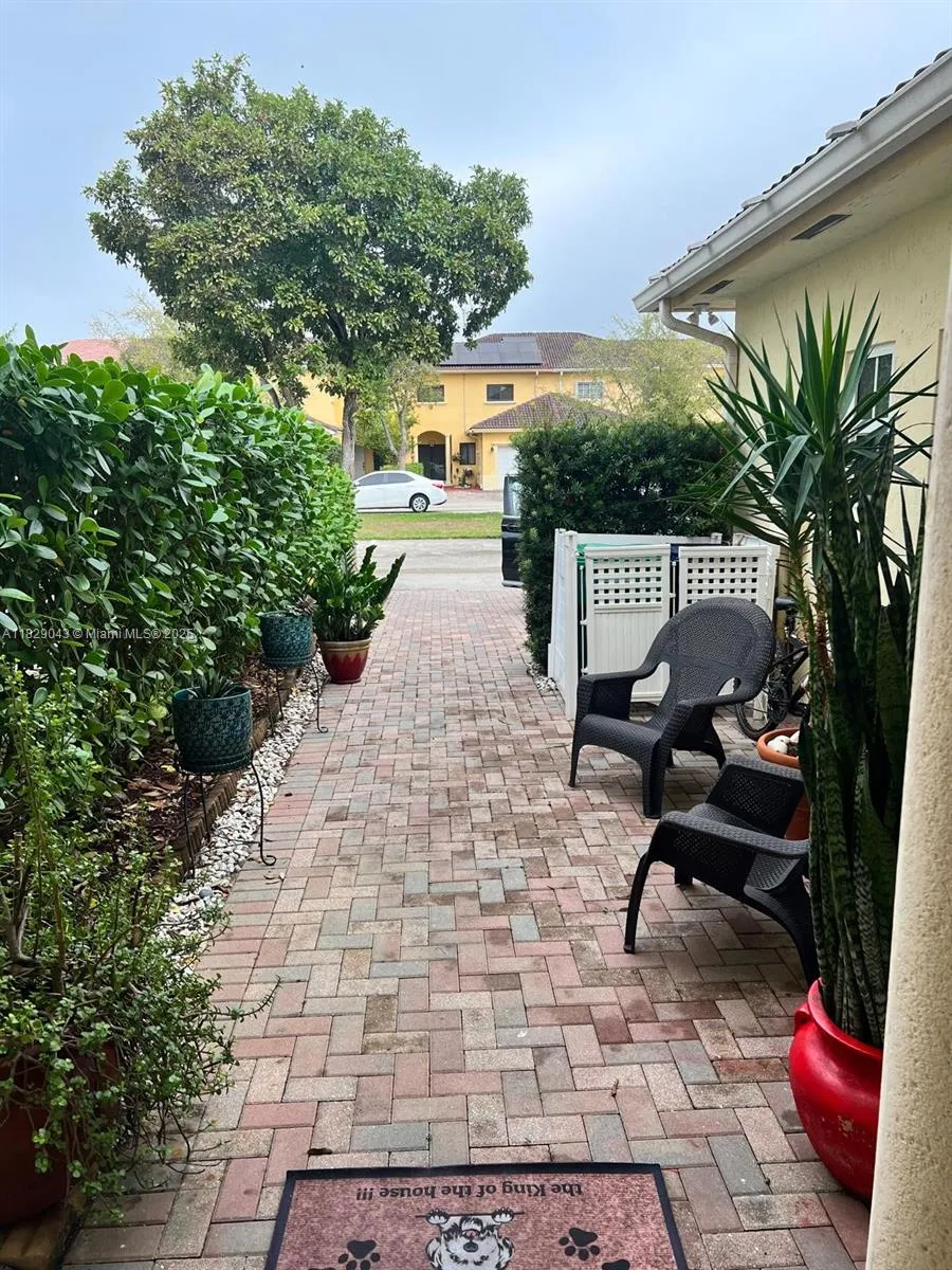 13220 SW 143rd Ter, Miami FL 33186