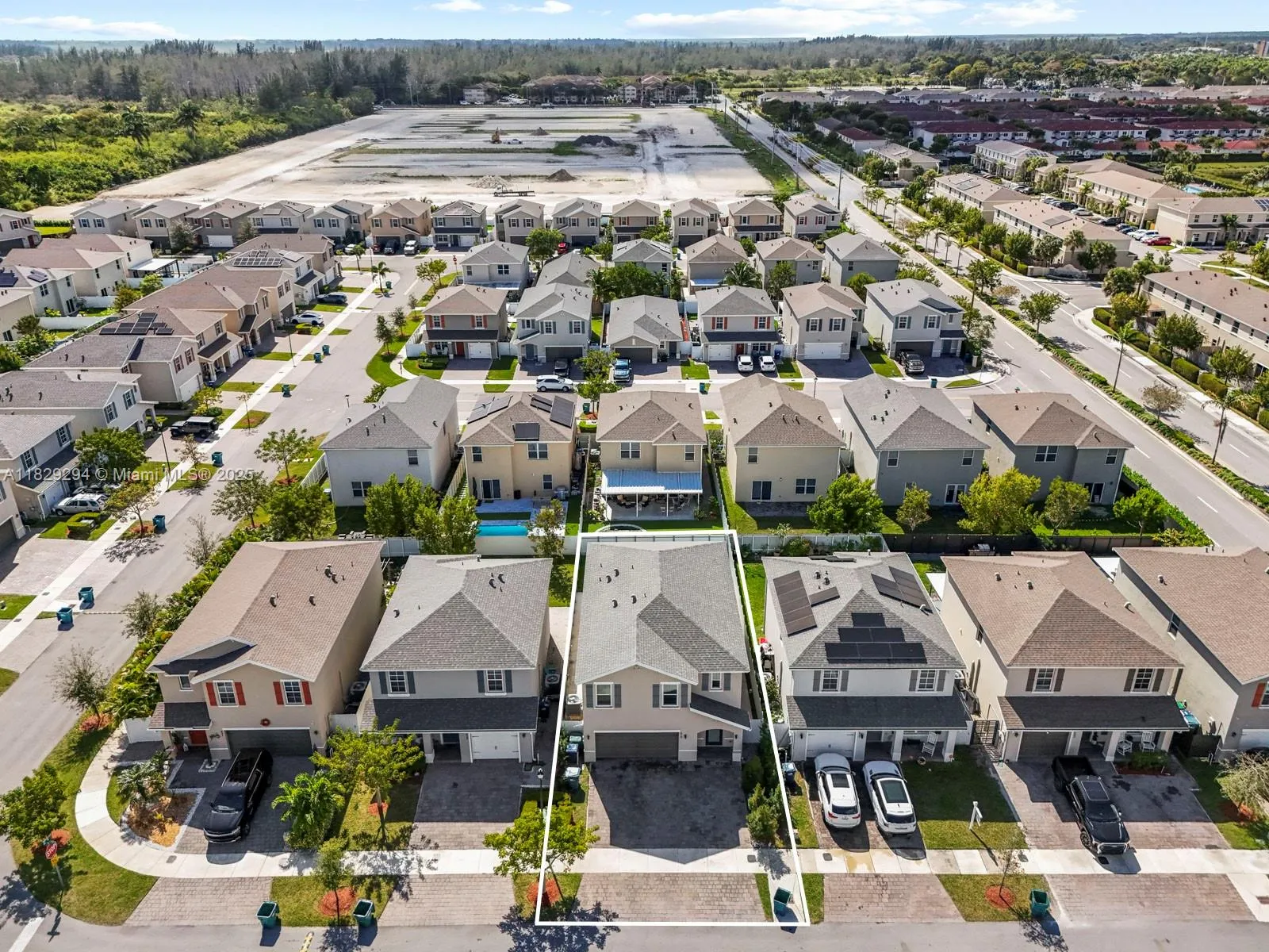 619 NE 5th St, Florida City FL 33034