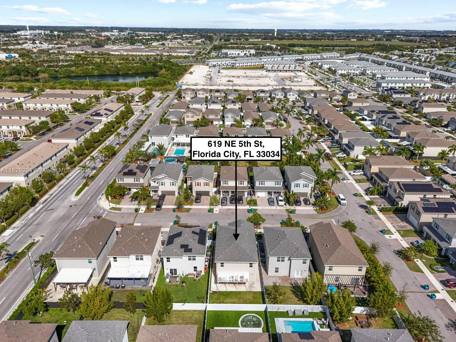 619 NE 5th St, Florida City FL 33034