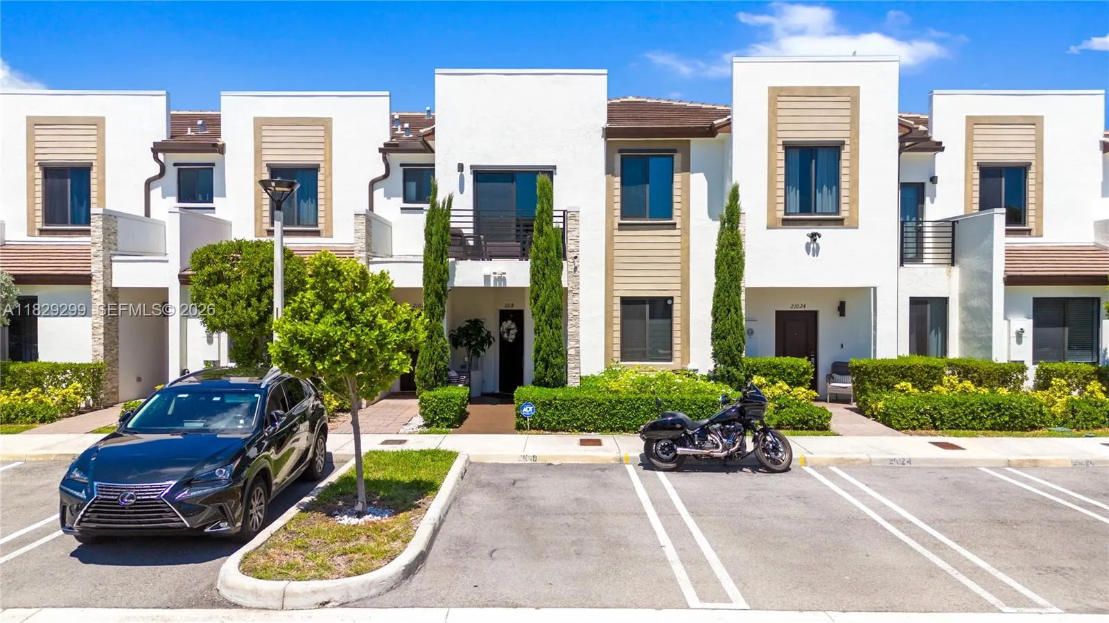 21018 NE 8th Ave # 21018, Miami FL 33179